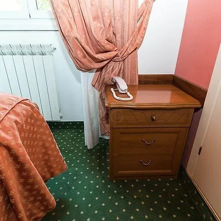 Szálloda Astoria Garden 3*