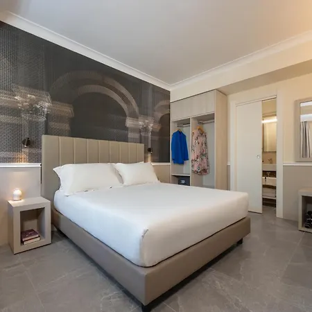 Astoria Garden Hotel 3*