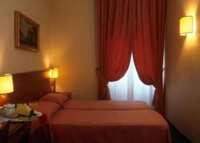 Hotel Astoria Garden 3*