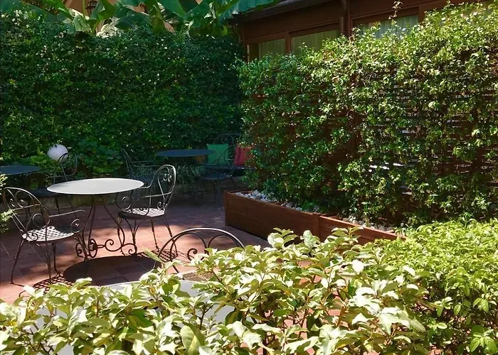 Astoria Garden Hotel