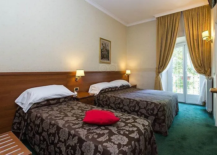 Astoria Garden Hotel