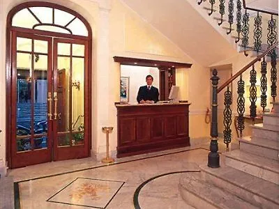 Astoria Garden Hotel