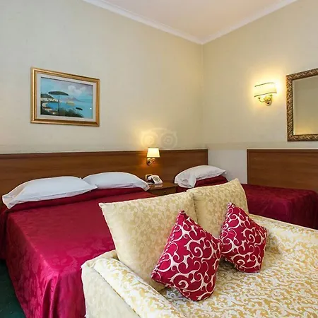 Astoria Garden Отель Рим