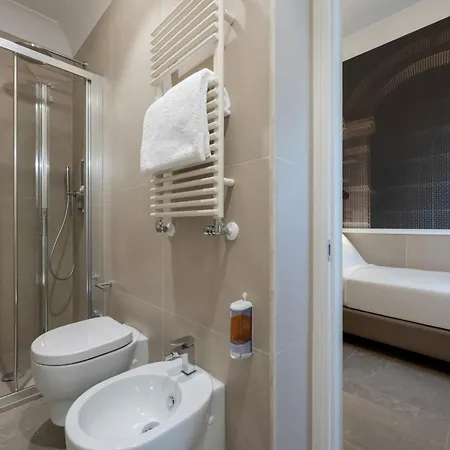 Astoria Garden Отель 3*
